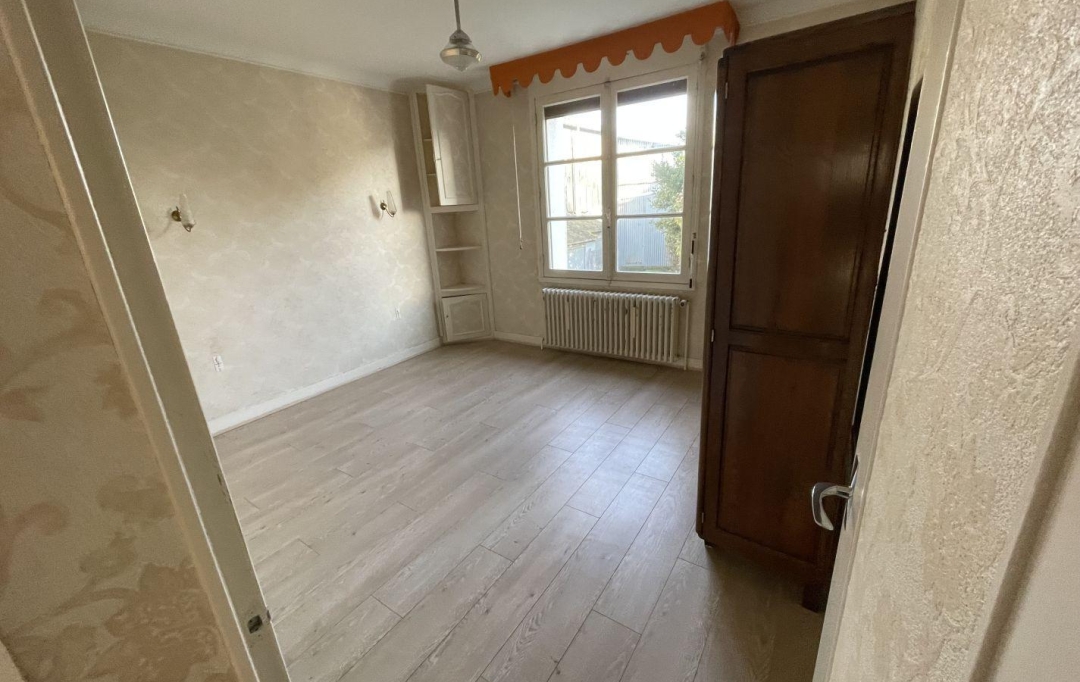 Annonces BLOIS : Maison / Villa | ORLEANS (45000) | 213 m2 | 128 000 € 